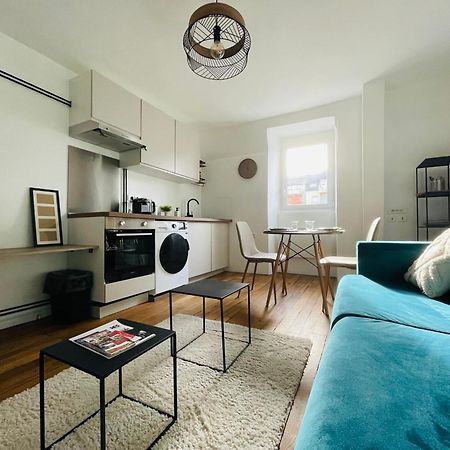 Charmant Appartement Au Coeur De Bourges Exteriör bild