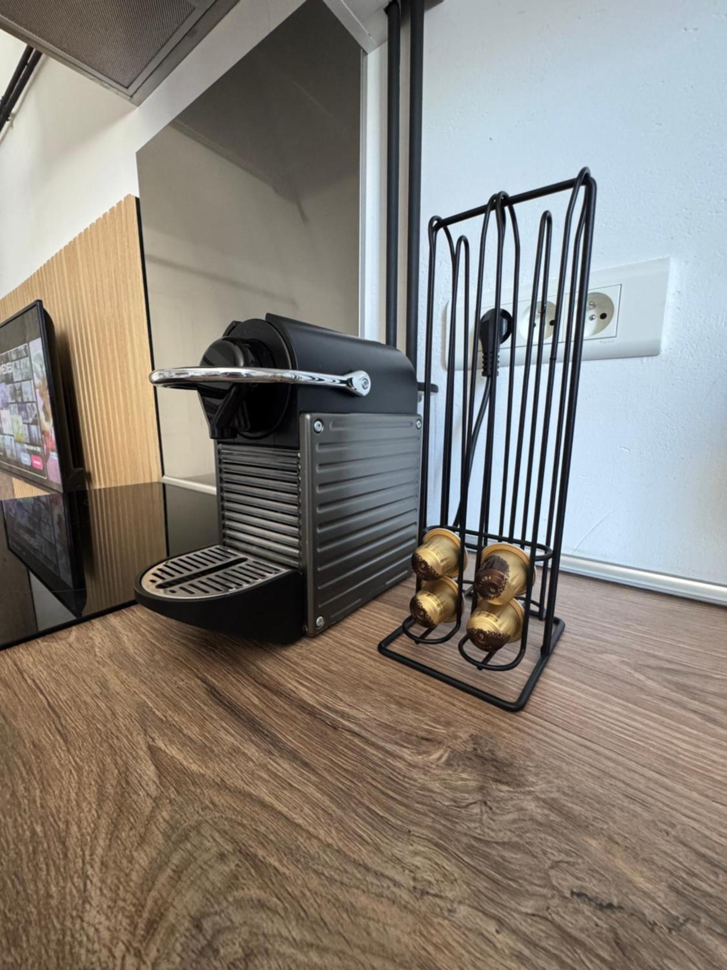 Charmant Appartement Au Coeur De Bourges Exteriör bild